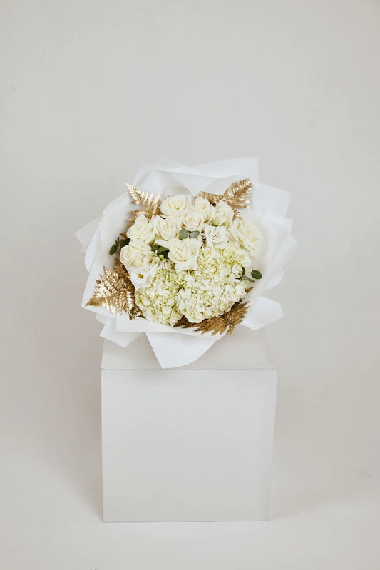 Elegant White Floral Bouquet with Golden Ferns