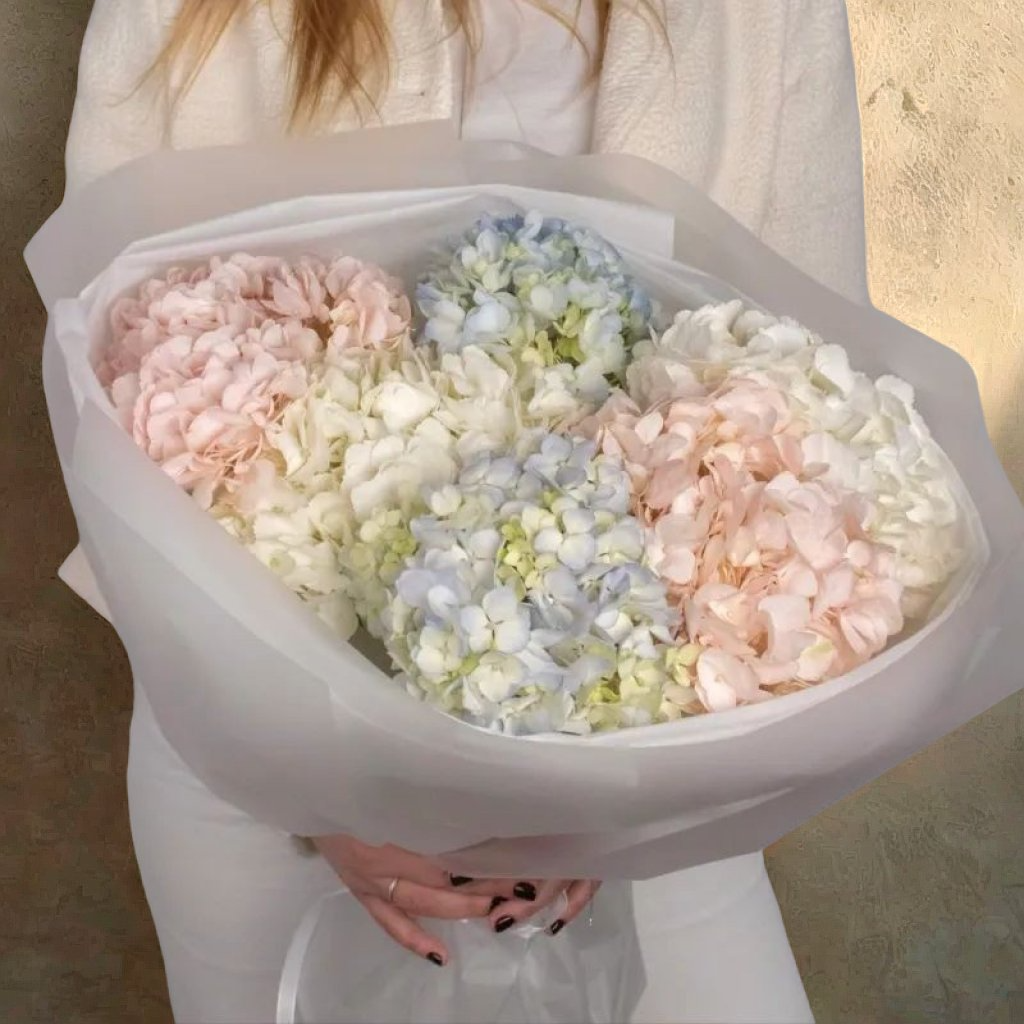 Elegant Bouquet of Hydrangeas